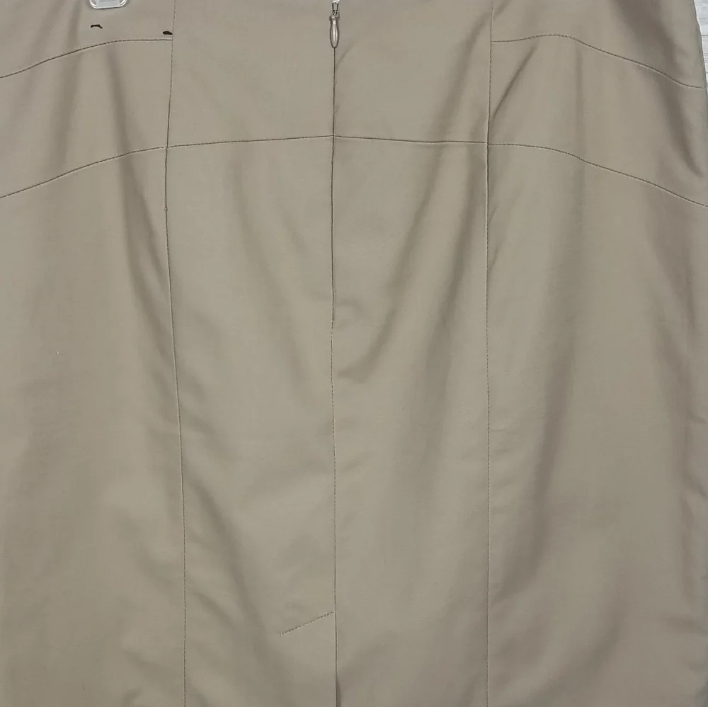 NWT, Banana Republic, khaki, Sz 12 - Picture 4 of 10